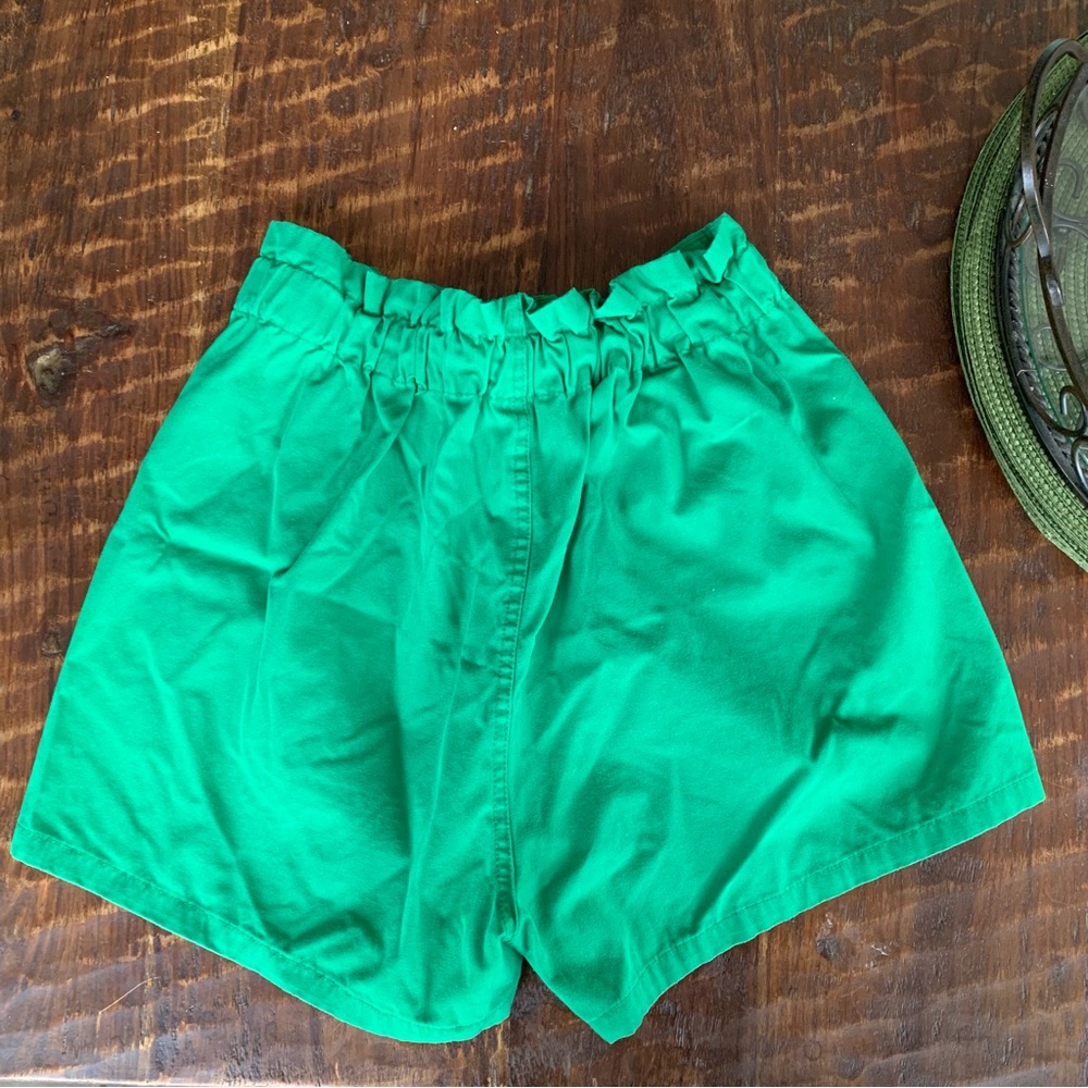 Urban Outfitters High Waist Paperbag Shorts Pull On Green Size Small EUC